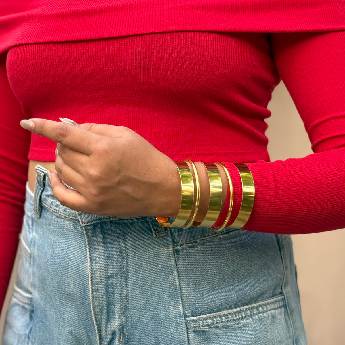 Annika cuffs