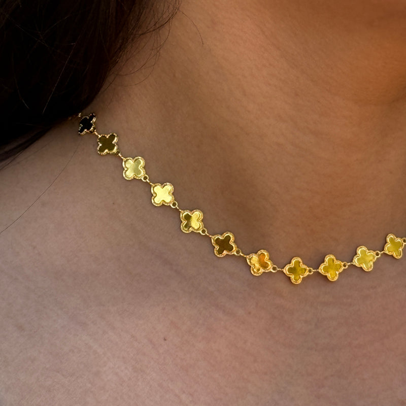 Clover choker