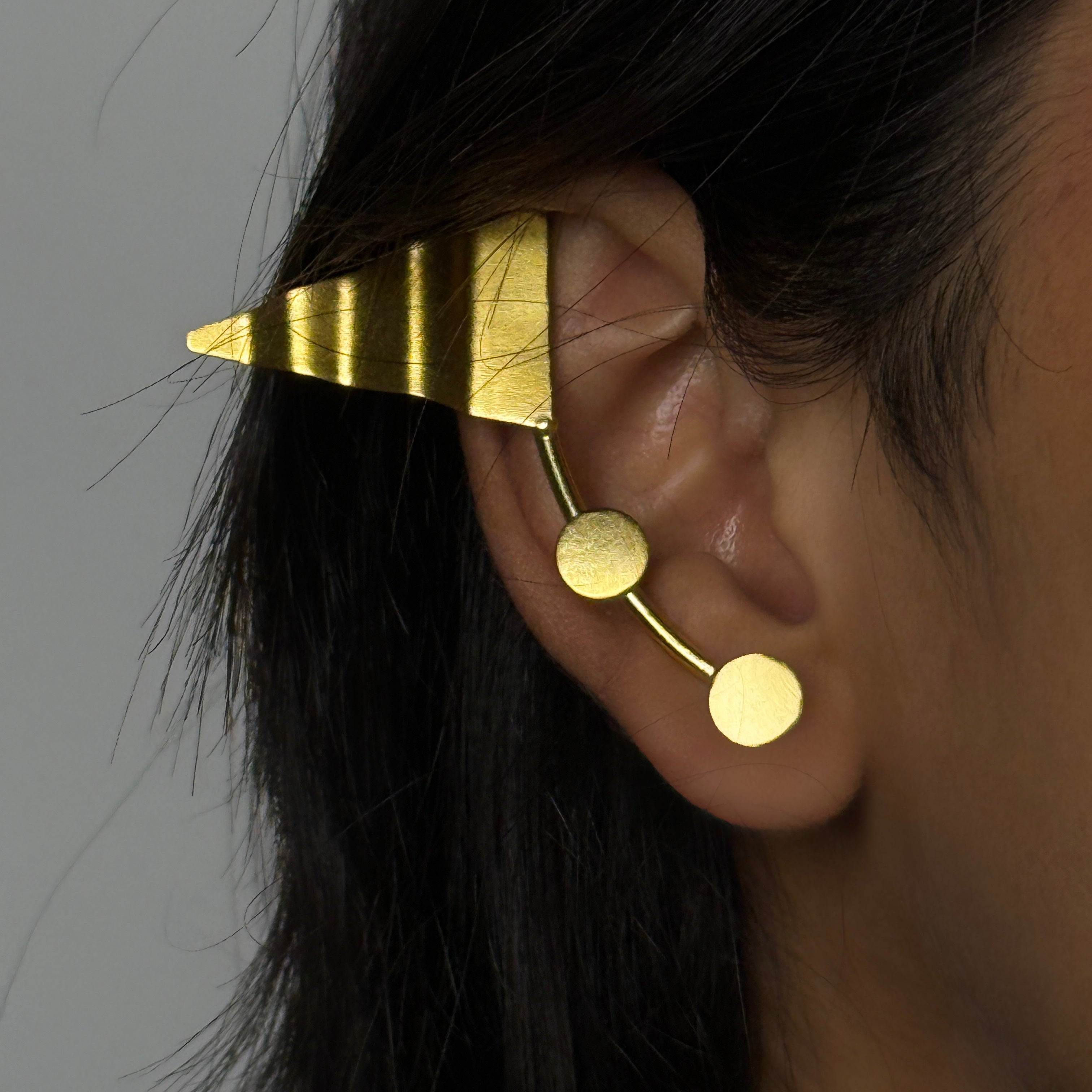 Redflag earcuffs