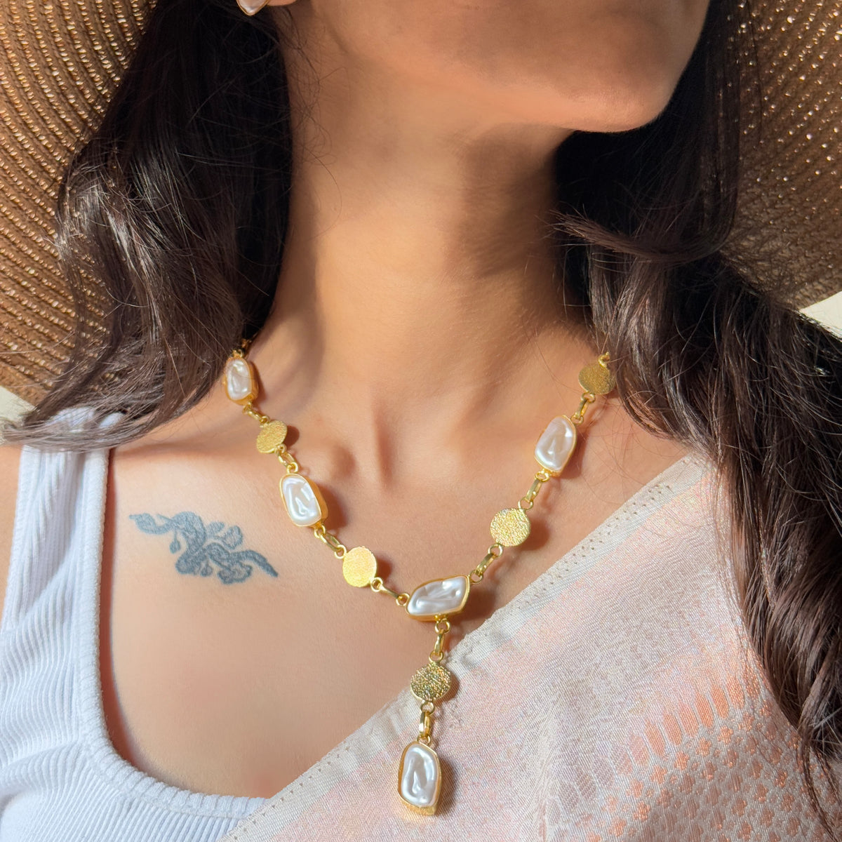 Isla necklace