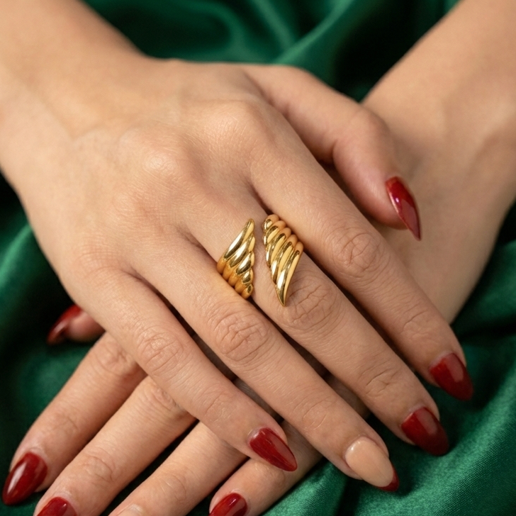 Feather ring